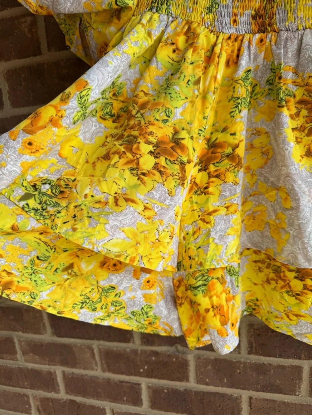 Entro Yellow Floral V-Neck Tiered Romper Women L - Picture 5 of 10